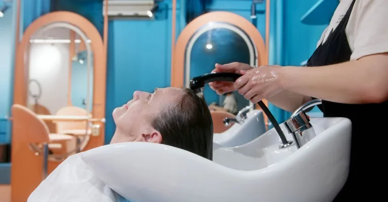 découvrez les meilleurs salons de coloration capillaire à grenoble pour une transformation de votre couleur avec des experts passionnés.